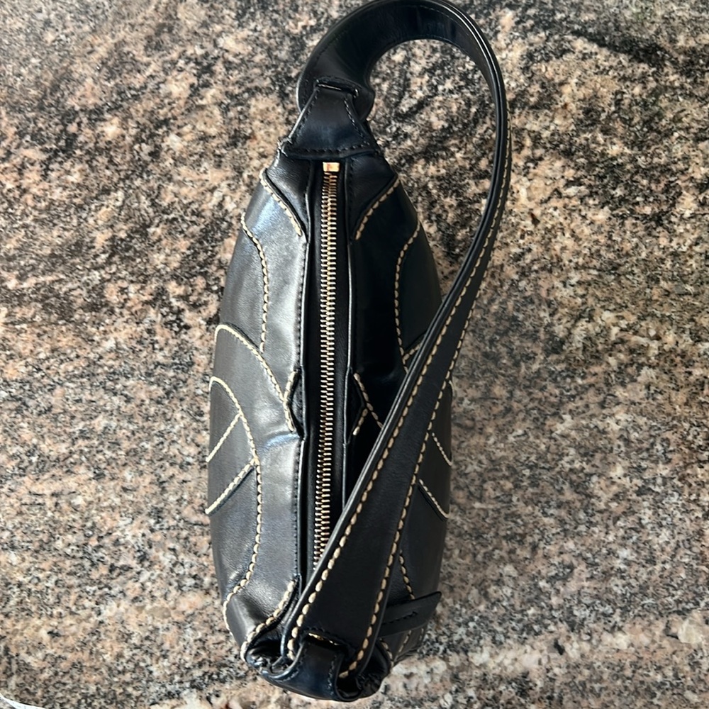 CHANEL Vintage Purse - Picture 17 of 17